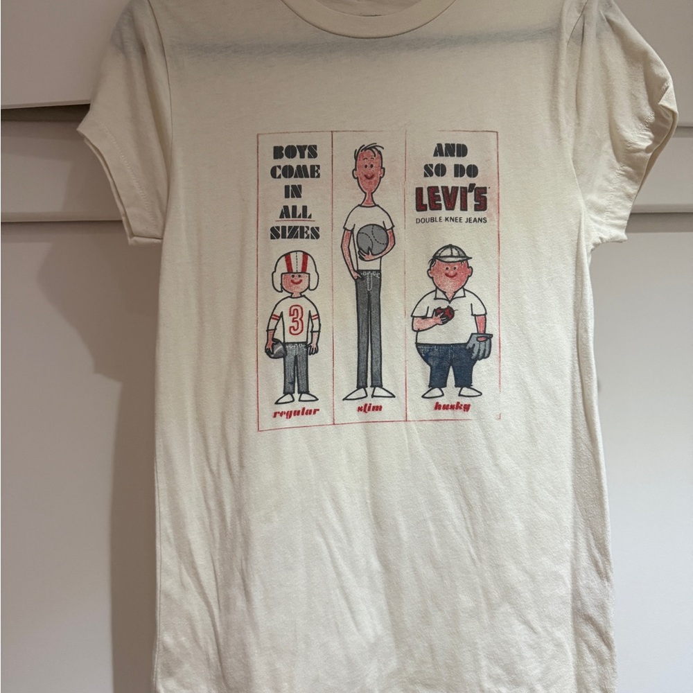 Levi's Cream Slim Fit Tee